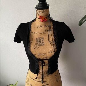 Forever21 Black Cropped Camisole Top Lace Trim